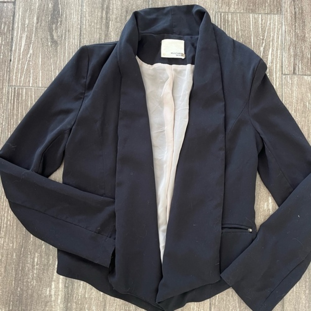 Mustard Seed Black Blazer Size Large